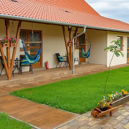 Szelcsengo Wellness Vendeghaz *
